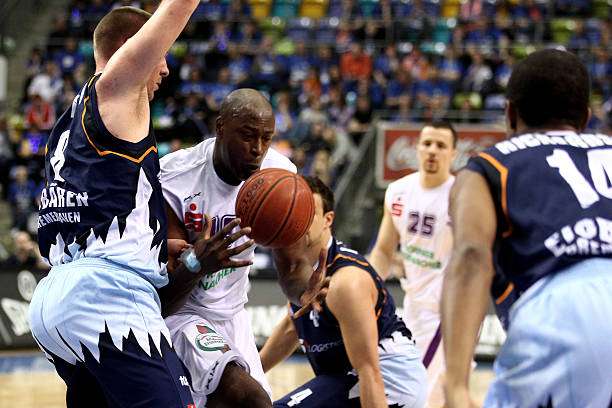 [排球]上海男排锁定全运会决赛阶段席位.