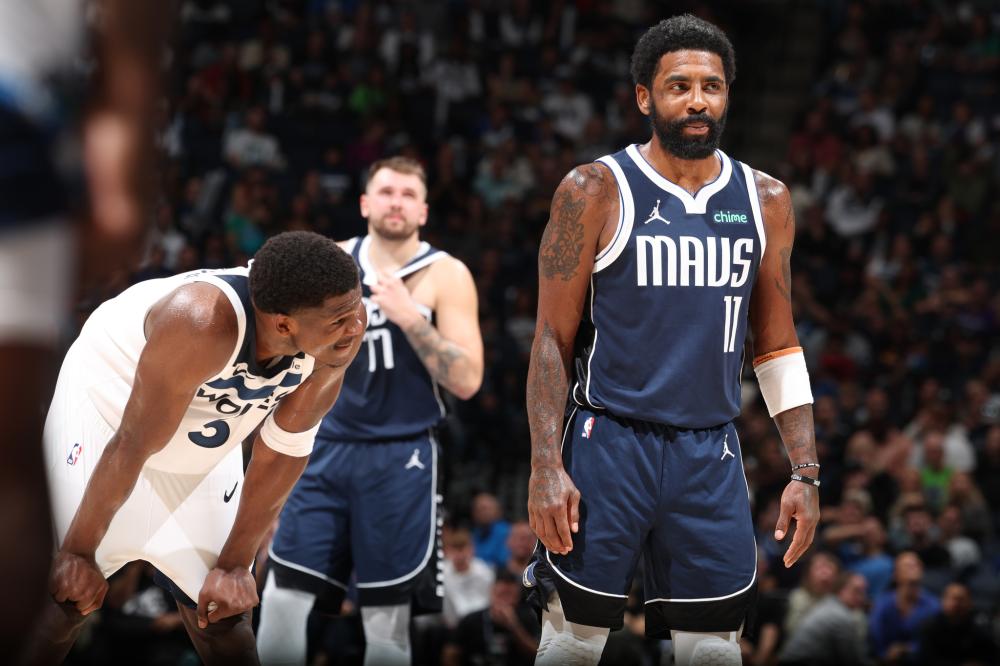 体育西甲：终结不胜 塞维利亚3-0格拉纳达